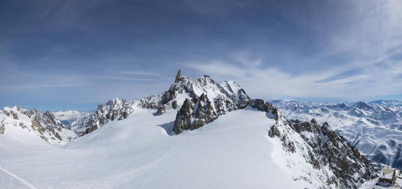 Mansarda Monte Bianco Lägenhet La Salle Exteriör bild